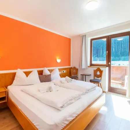Appartement Group Holiday In With Pool Use