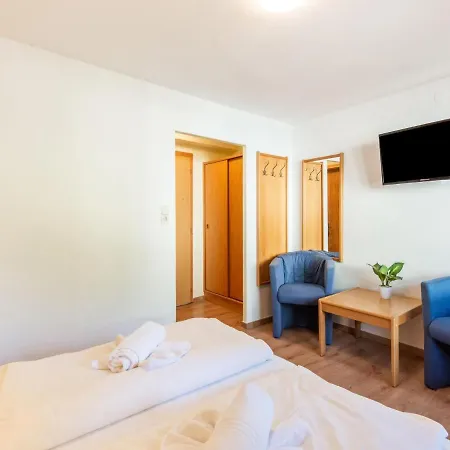 Group Holiday In With Pool Use Oberau