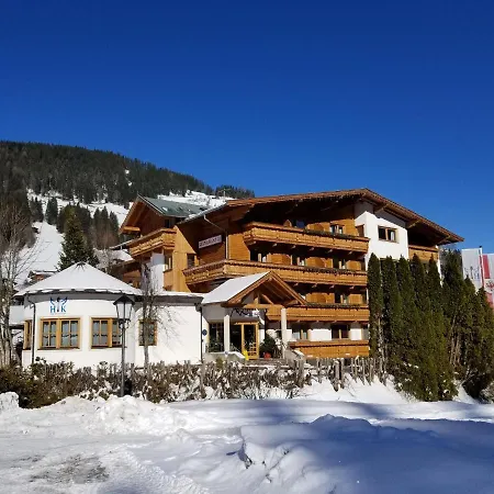 Group Holiday In With Pool Use Appartement